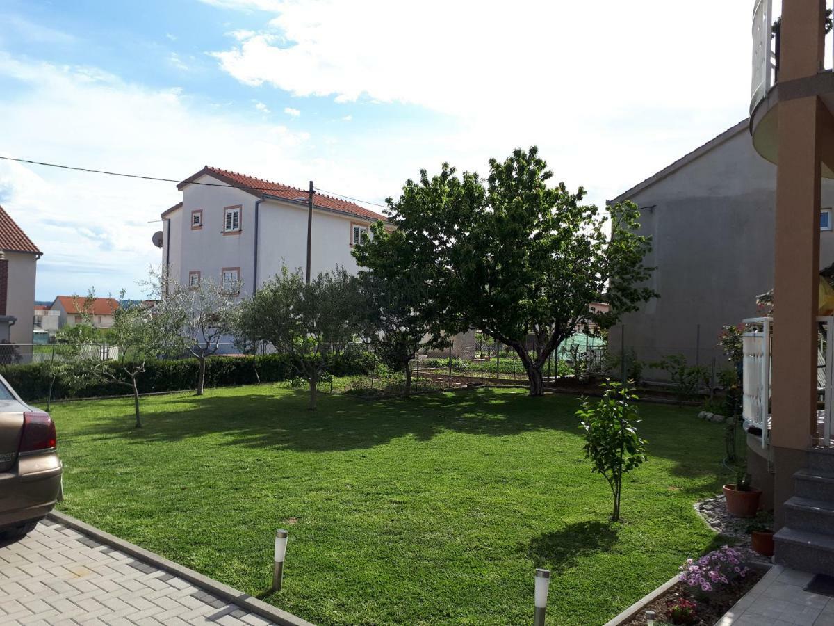 Apartment Aurora Kastela Exterior photo